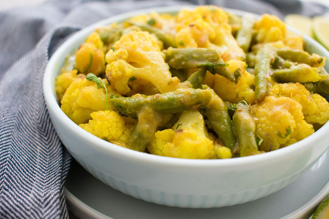 Easy vegetable coconut curry